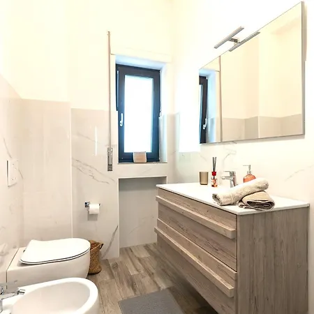Apartament Andrea Da Bari